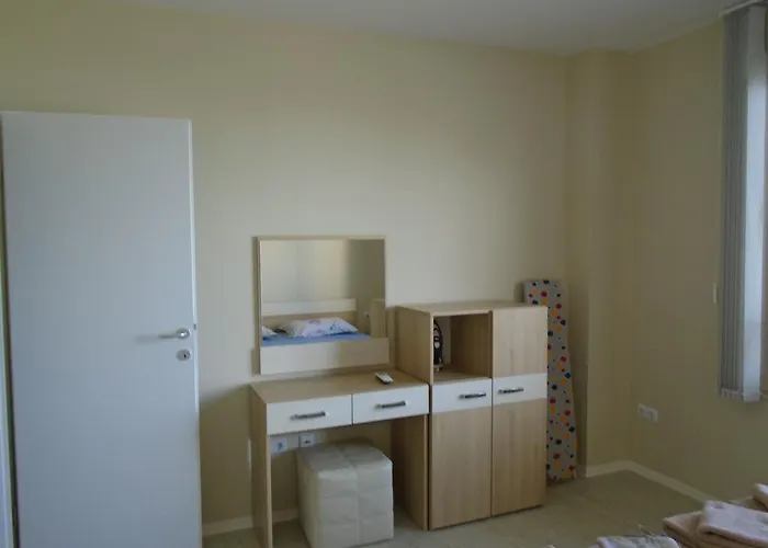 Nedev's In Kavatsi Area * Созополь